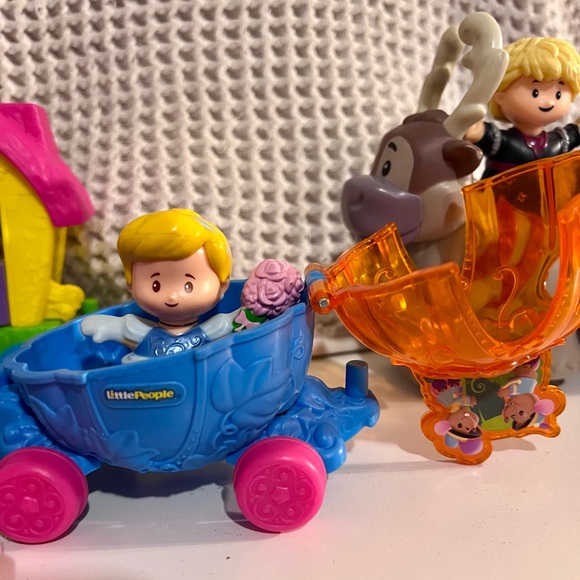 Little People Princess Parade (9)with Jasmine - Picture 5 of 13